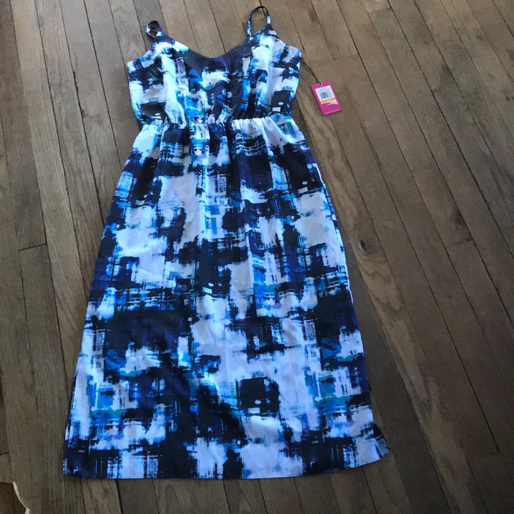 Size small Vince Camuto midi-dress NEW WITH TAGS